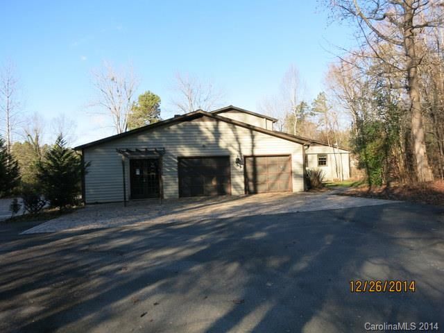 2175 Sandlapper Dr, York, SC 29745