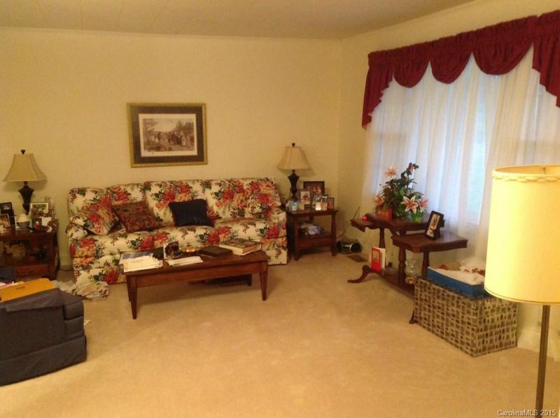 761 Aderholdt Rd, Lincolnton, NC 28092