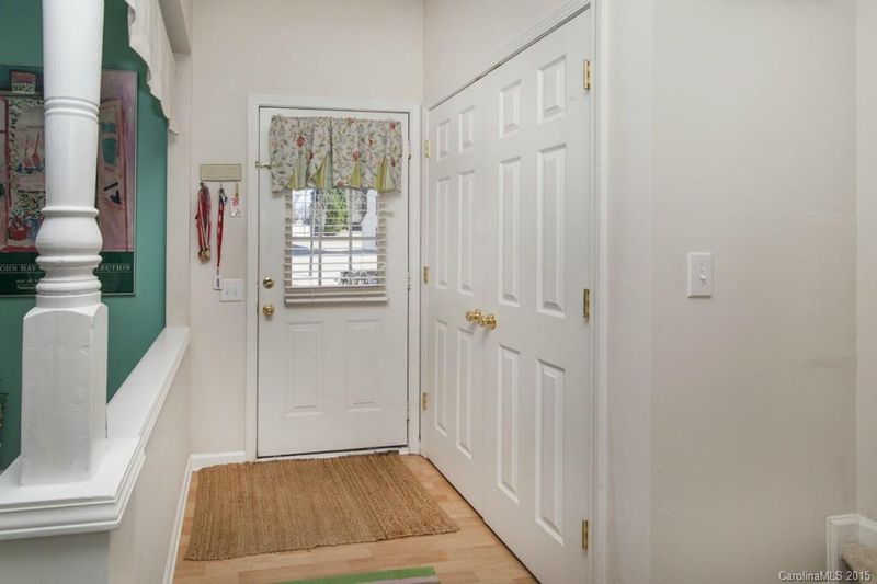3227 Mannington Dr #19f, Charlotte, NC 28270