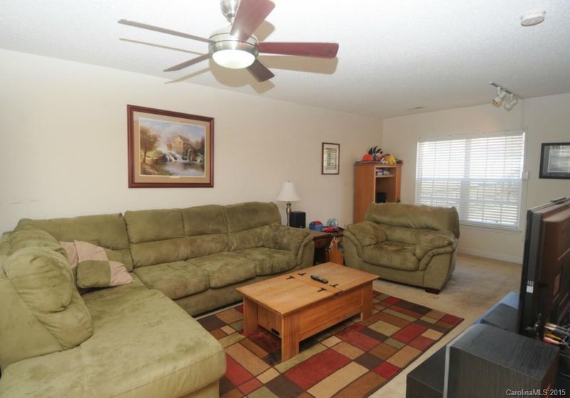 9807 Brawley Ln, Charlotte, NC 28215
