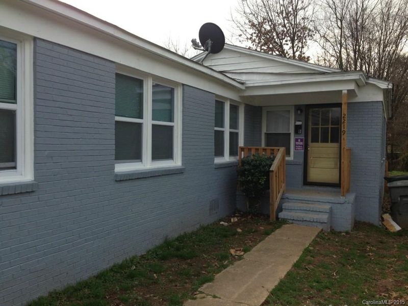 2217 Custer St, Charlotte, NC 28216