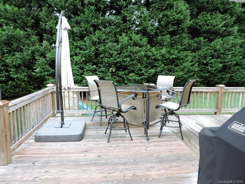 4077 Lake Shore Rd, Denver, NC 28037