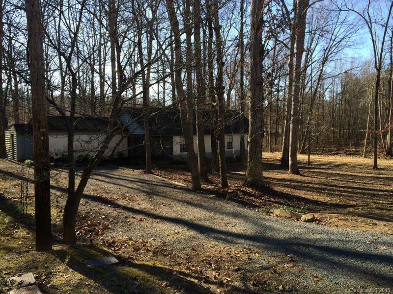 2918 Crystal Dr, Midland, NC 28107