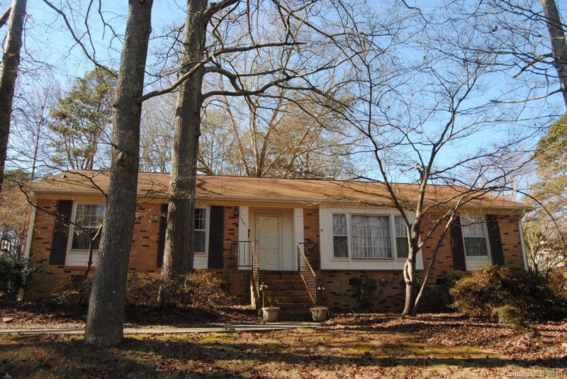 1301 Castlegate St, Gastonia, NC 28054