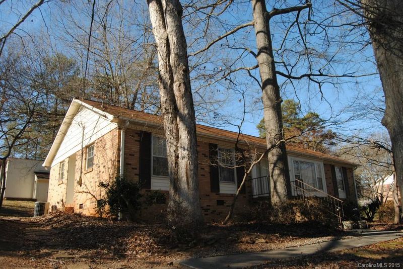 1301 Castlegate St, Gastonia, NC 28054
