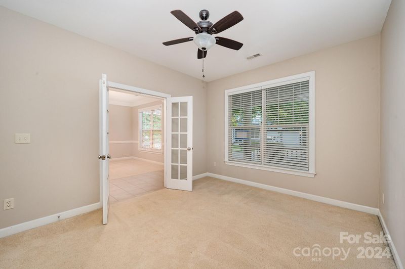 8711 Lake Pines Dr, Cornelius, NC 28031
