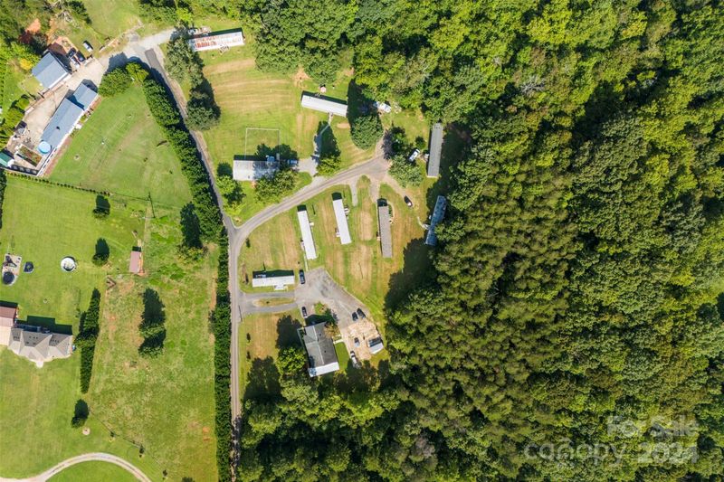 1148 Wagon Wheel Rd, Hickory, NC 28602