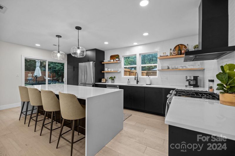 4801 Cricklewood Ln, Charlotte, NC 28212