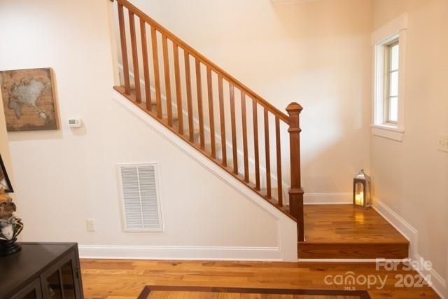 8075 Hagers Ferry Rd, Denver, NC 28037
