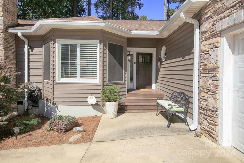 4672 Trails End Rd, Denver, NC 28037