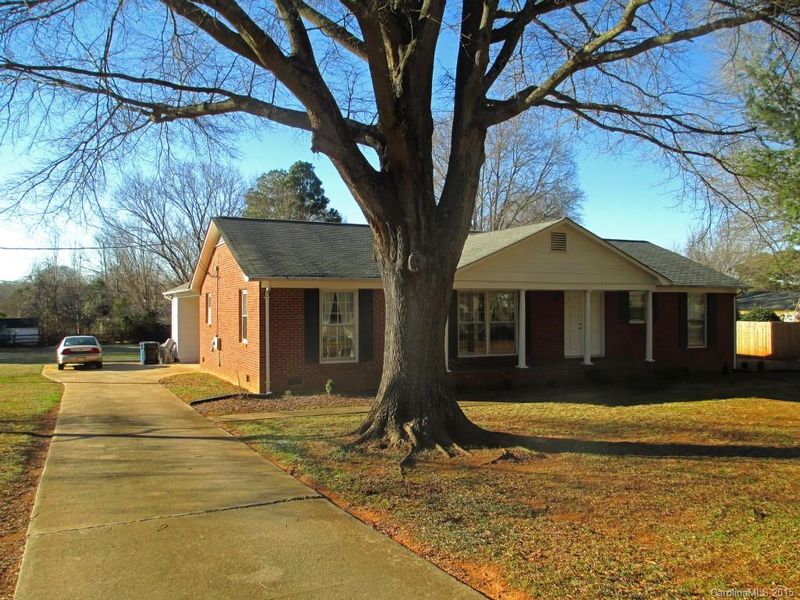 2527 Shelburne Pl, Mint Hill, NC 28227