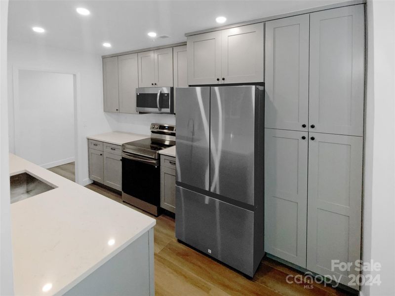 4826 Carnbrook Pl, Charlotte, NC 28212