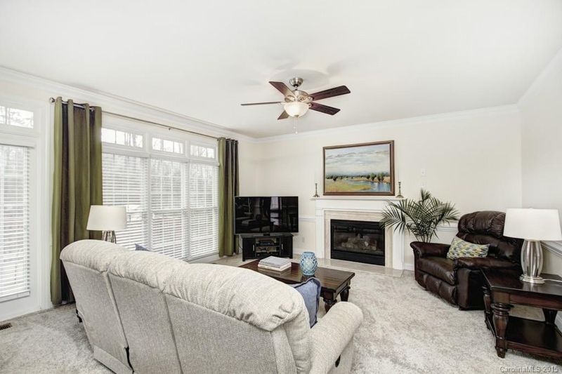 1412 Coachman Dr, Waxhaw, NC 28173