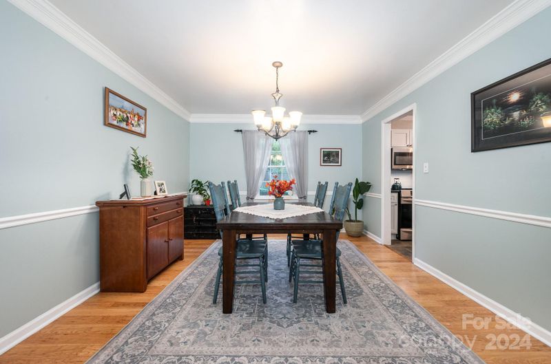 807 Odell Ct, Matthews, NC 28105