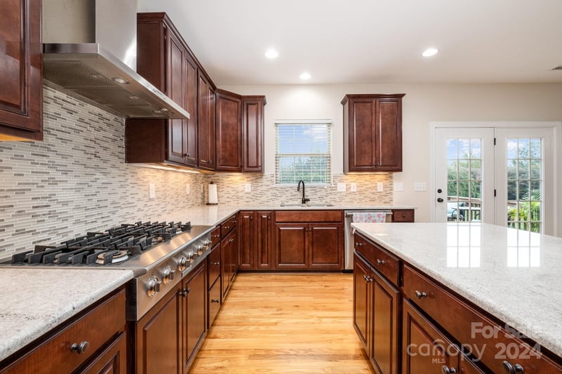 8127 Caliterra Dr, Charlotte, NC 28227