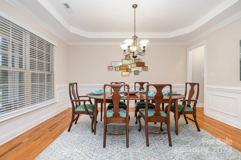 8127 Caliterra Dr, Charlotte, NC 28227
