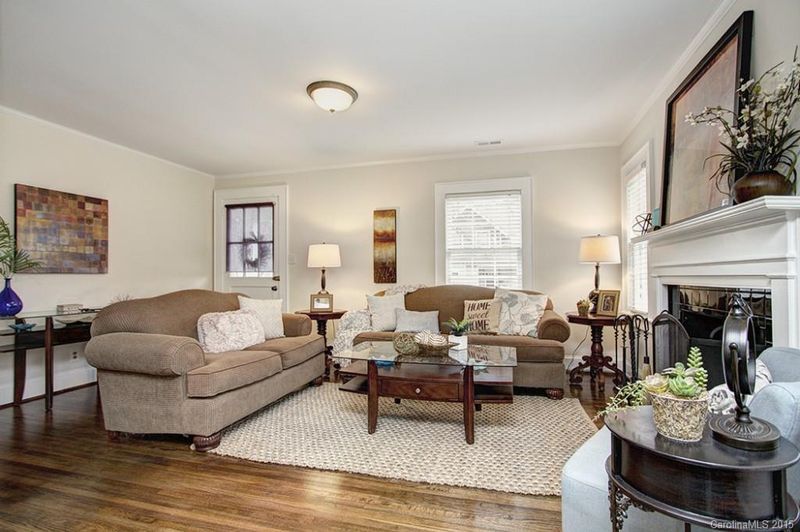 1613 Onslow Dr, Charlotte, NC 28205