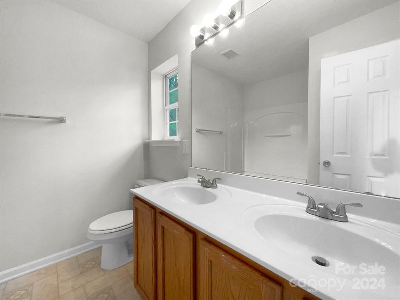 5208 Avon Ct, Fort Mill, SC 29707