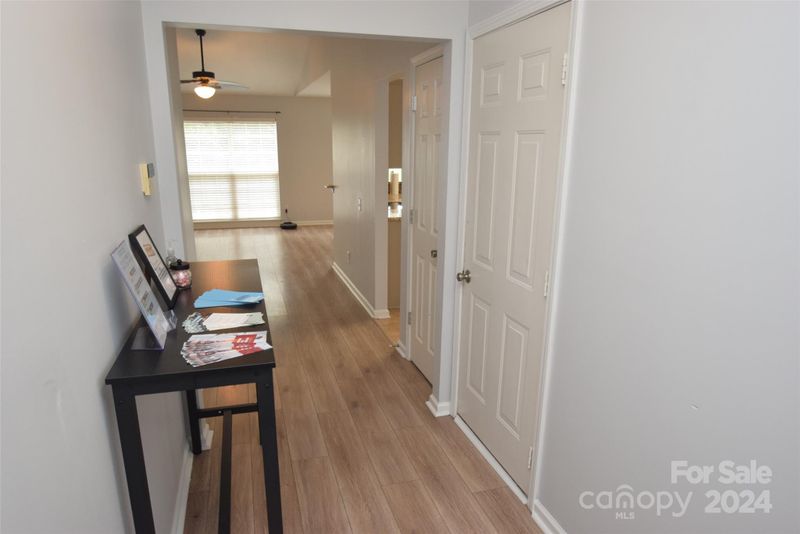 10324 Roundleaf Dr, Charlotte, NC 28213