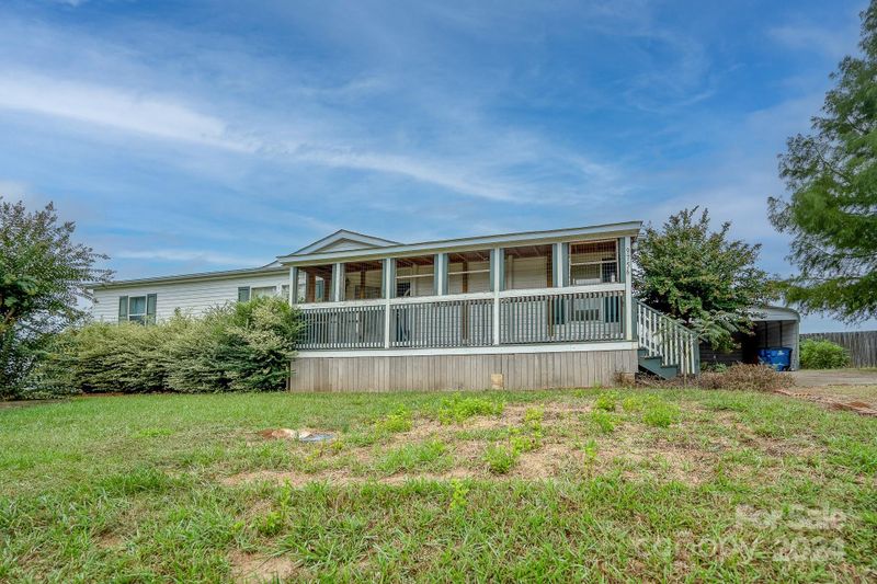 9756 Knightbridge Dr, Concord, NC 28025