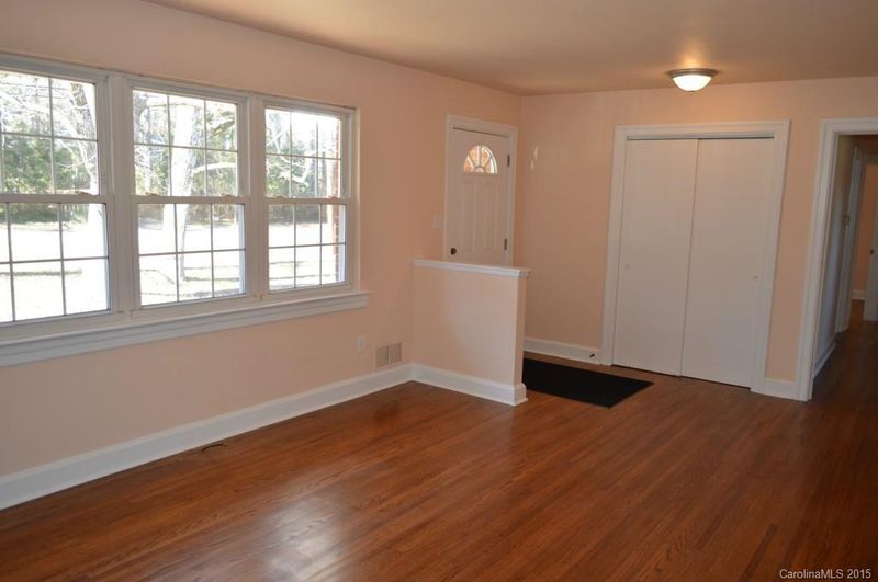 4038 Mayberry Ln, Charlotte, NC 28212