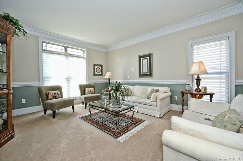 10200 Alabaster Dr, Davidson, NC 28036