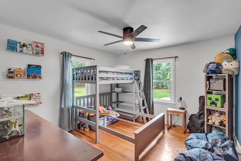 3464 Old Catawba Rd, Claremont, NC 28610