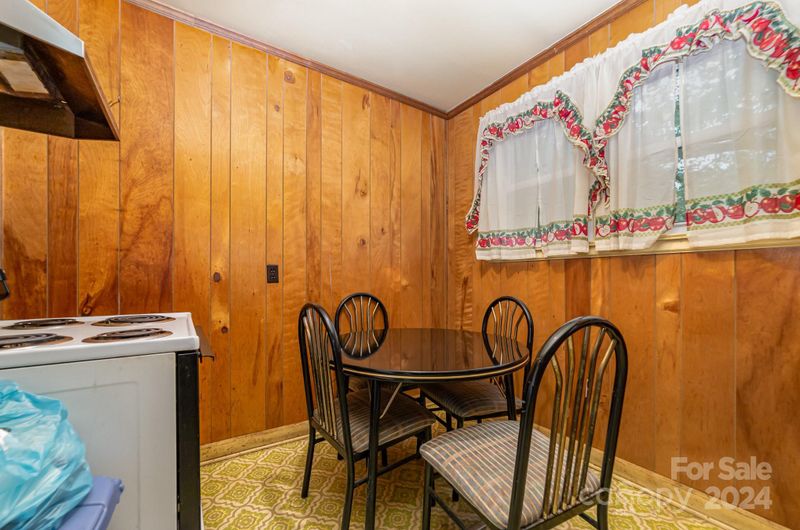 1012 Green Circle Dr, Gastonia, NC 28054