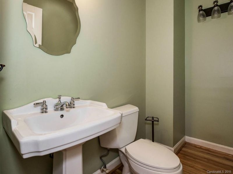 3732 Flowerfield Rd, Charlotte, NC 28210