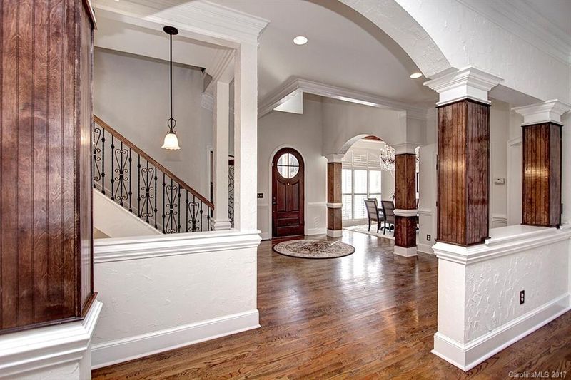 3220 Oak Brook Dr, Marvin, NC 28173