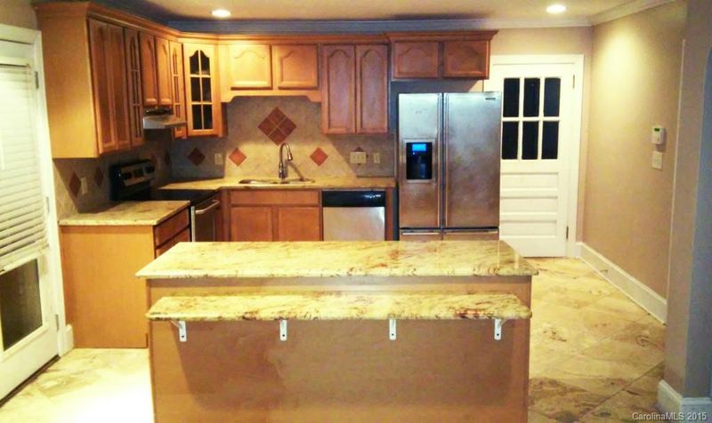1501 Crystal Rd, Charlotte, NC 28205