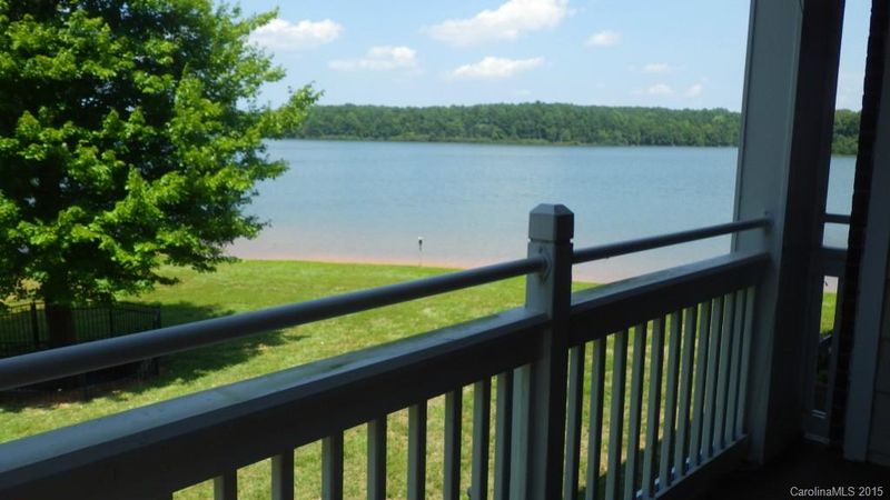 950 Jetton St #5, Davidson, NC 28036