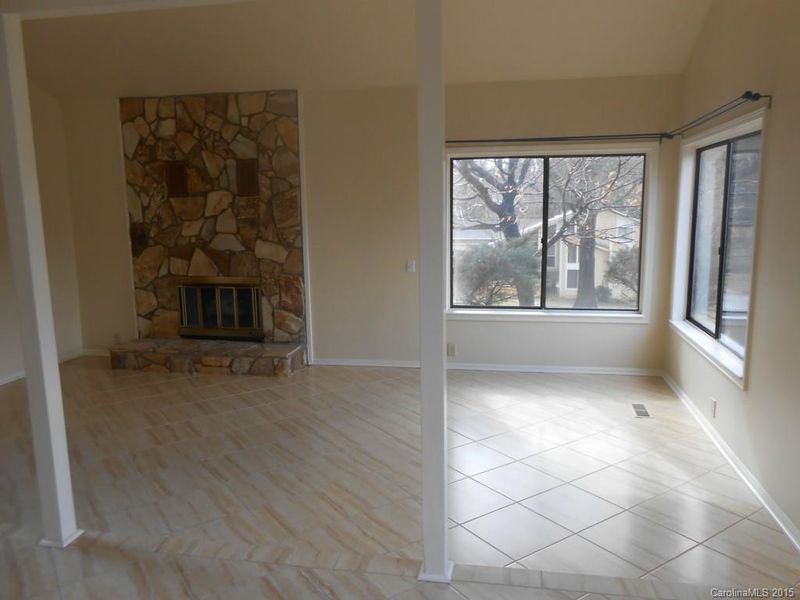 8513 Lorraine Dr, Charlotte, NC 28270