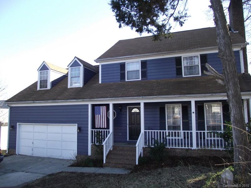 9508 Pondside Ln, Charlotte, NC 28213