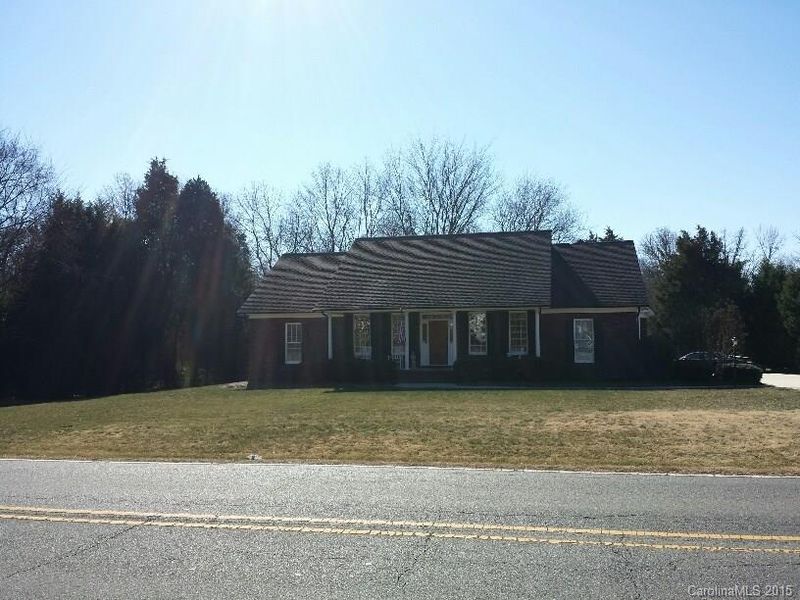3663 Stallings Rd, Harrisburg, NC 28075