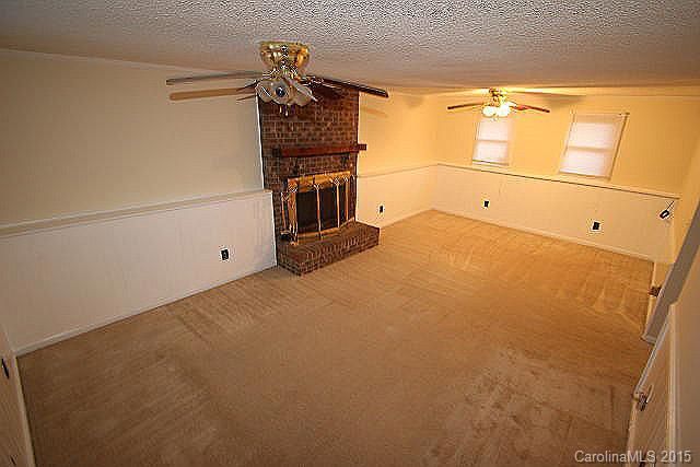 7519 Hounslow Ln, Charlotte, NC 28213