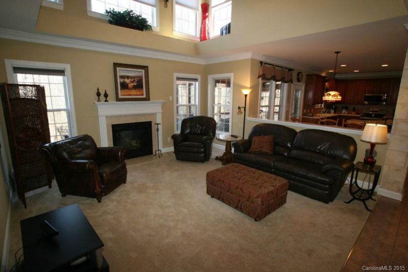 5620 Hartfield Downs Dr, Charlotte, NC 28269