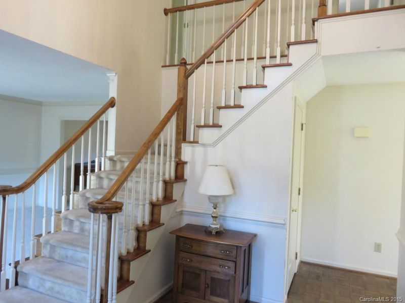 2300 Carved Tree Ln, Charlotte, NC 28262