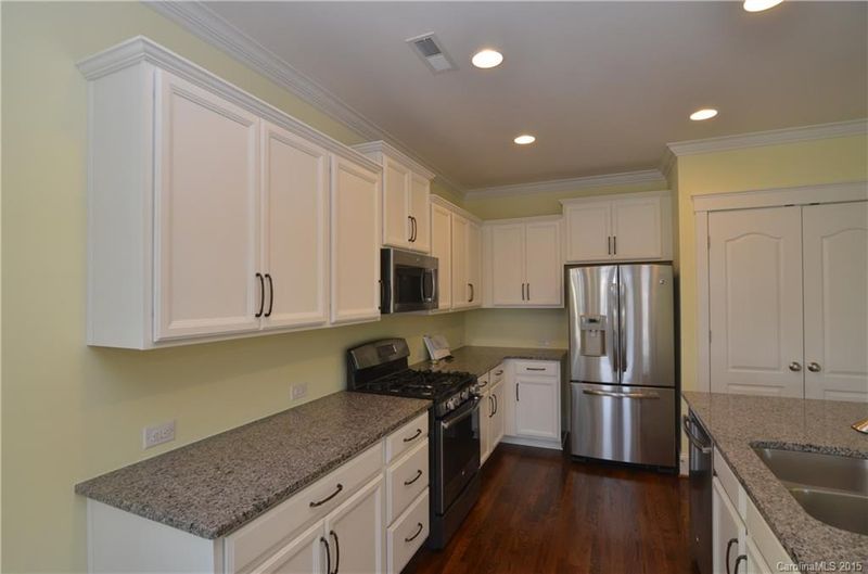 548 Spring Landing Dr, Rock Hill, SC 29730