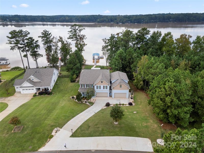 10273 Lakeshore Dr, Lancaster, SC 29720