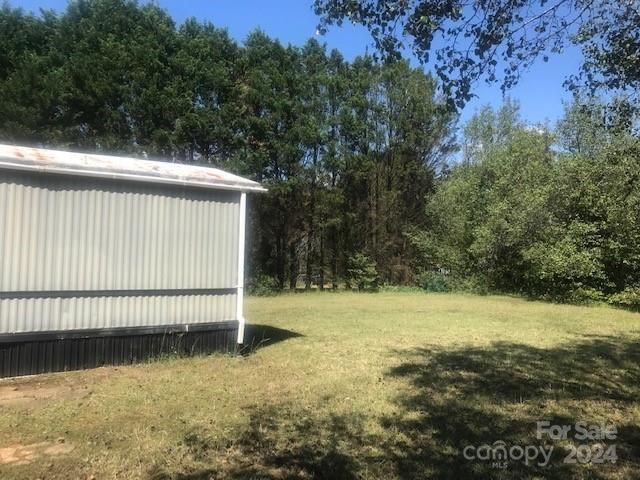 104 Sutton Ct, Statesville, NC 28677