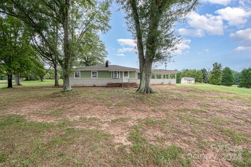 3869 Randleman Rd, Iron Station, NC 28080