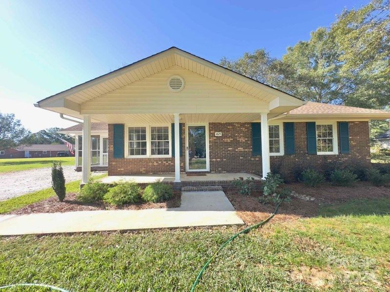 1825 Bennett Rd, Lancaster, SC 29720