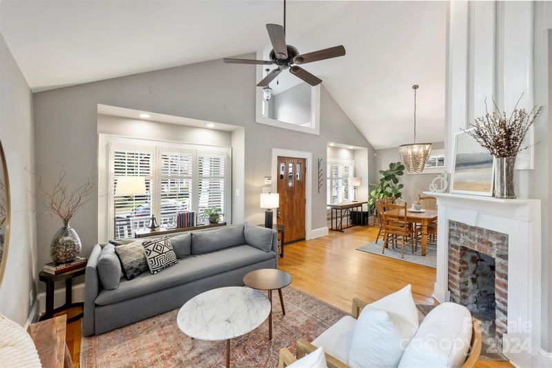 716 E 35th St, Charlotte, NC 28205