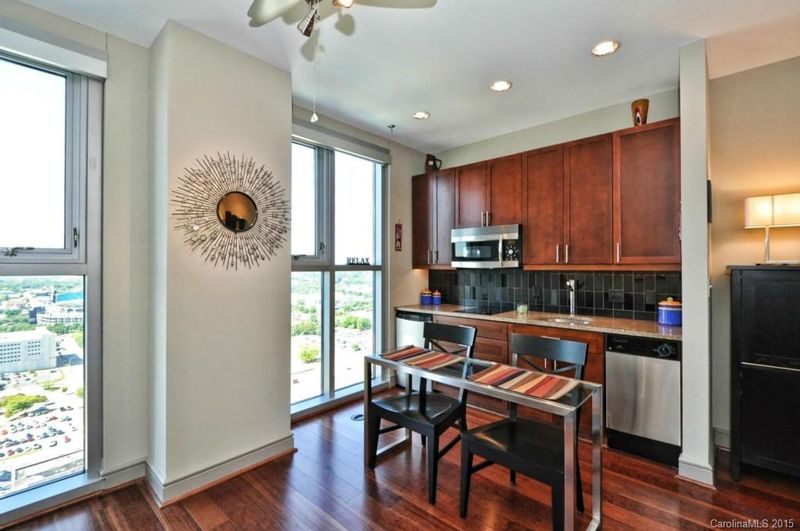 333 W Trade St #2108, Charlotte, NC 28202