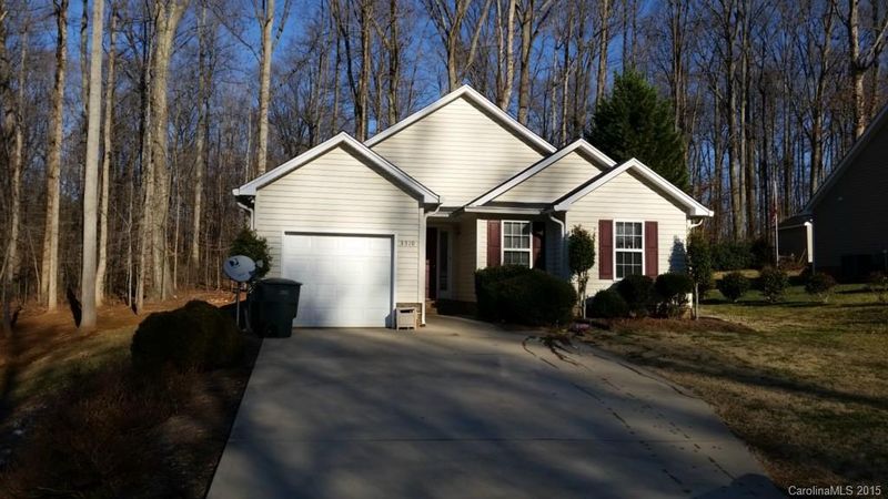 3510 Autumn Dr, Gastonia, NC 28056