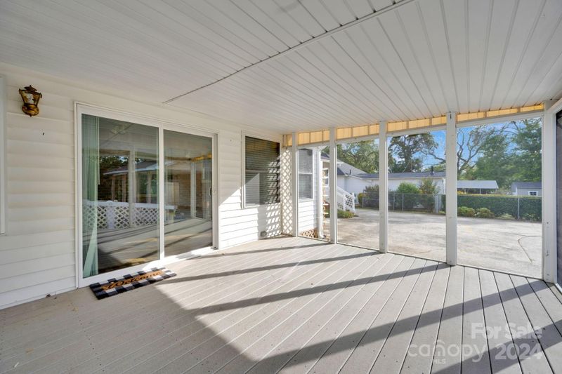 206 Summit Ave, Mount Holly, NC 28120