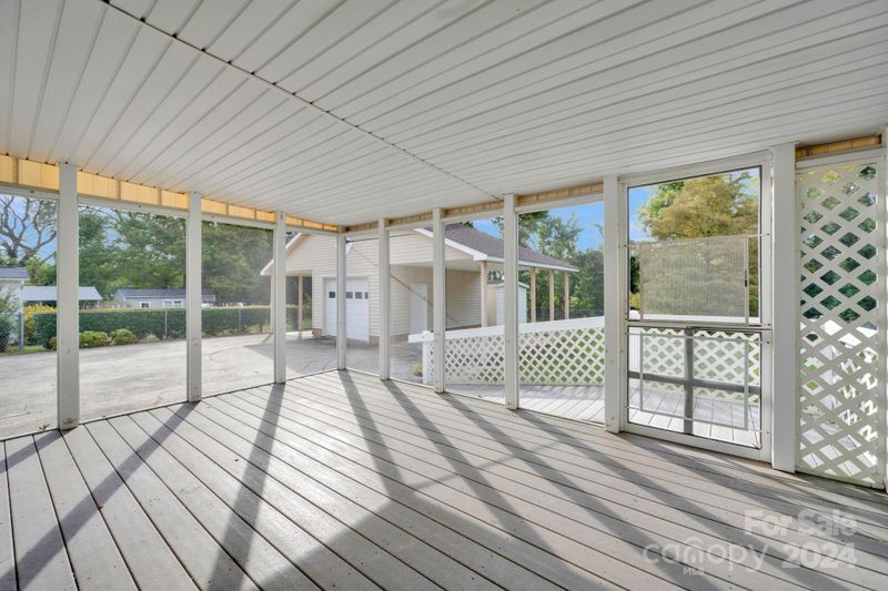 206 Summit Ave, Mount Holly, NC 28120