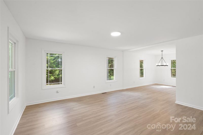 143 Pine Valley Dr, Stanley, NC 28164