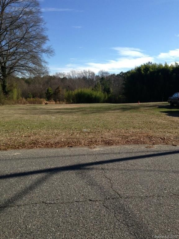 221 Winget Cir #38, Gastonia, NC 28054